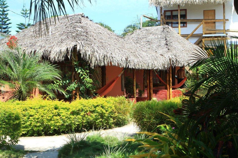 Hotel Sumpa Montañita Buitenkant foto