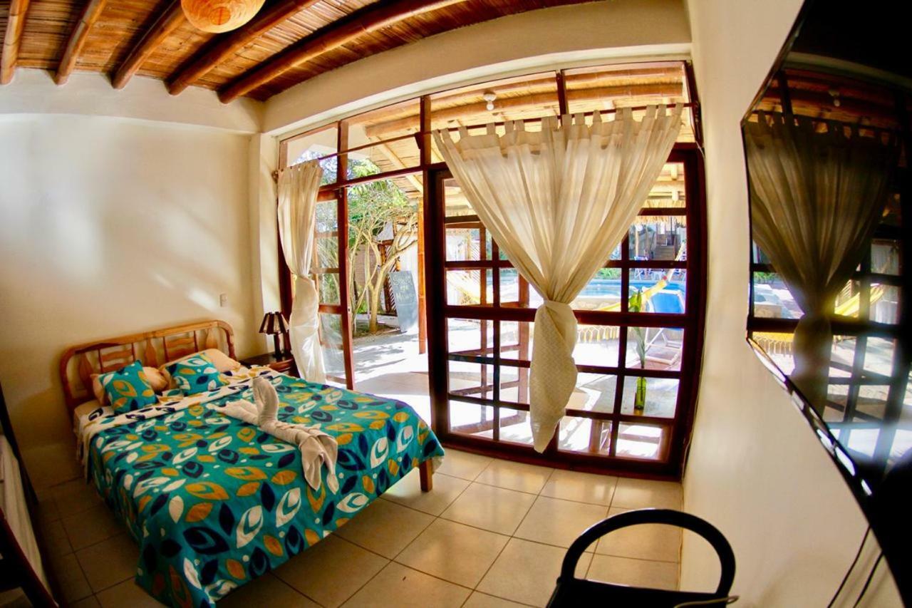 Hotel Sumpa Montañita Buitenkant foto
